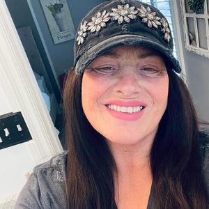 Meet your Posher, Janet